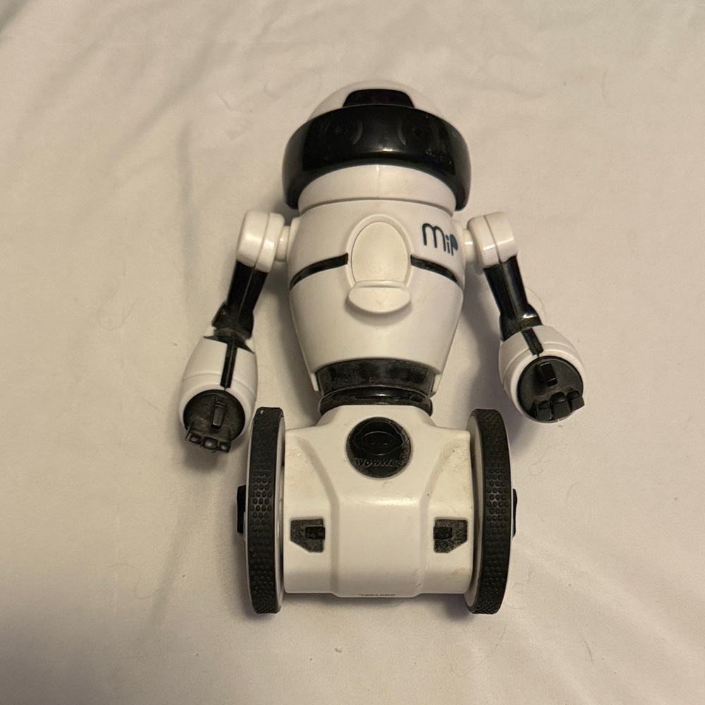 Mi Black and White Interactive Robot